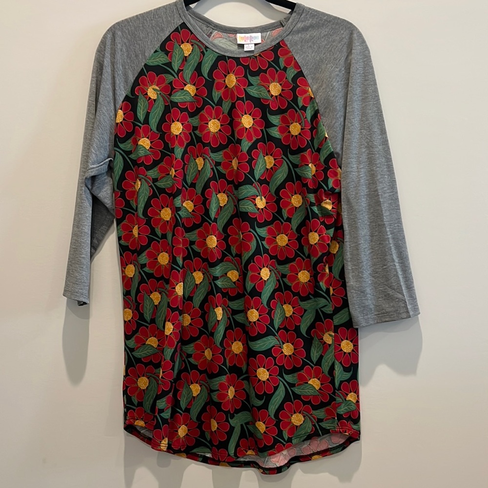 Lularoe Randy baseball tee red florals nwt